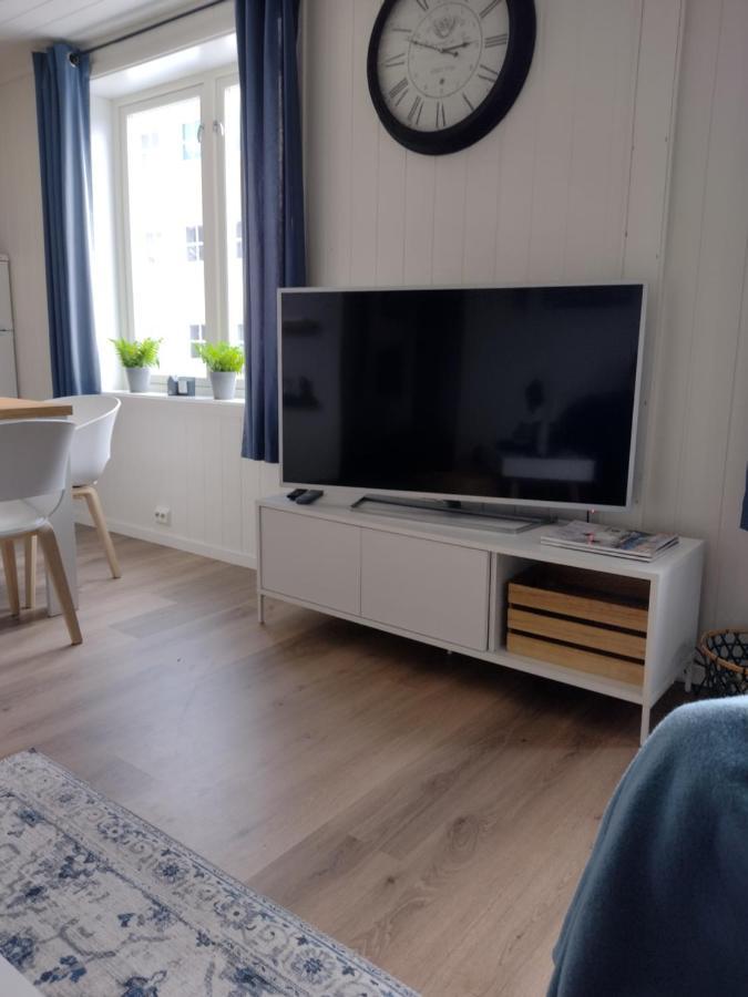 Light Home Apartment Alesund With Free Parking Exterior foto