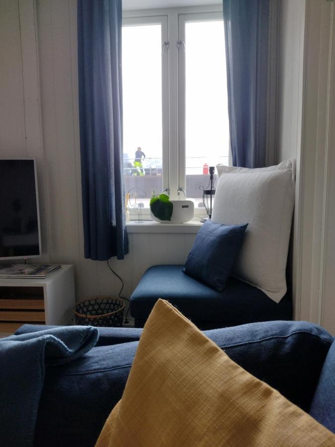 Light Home Apartment Alesund With Free Parking Exterior foto